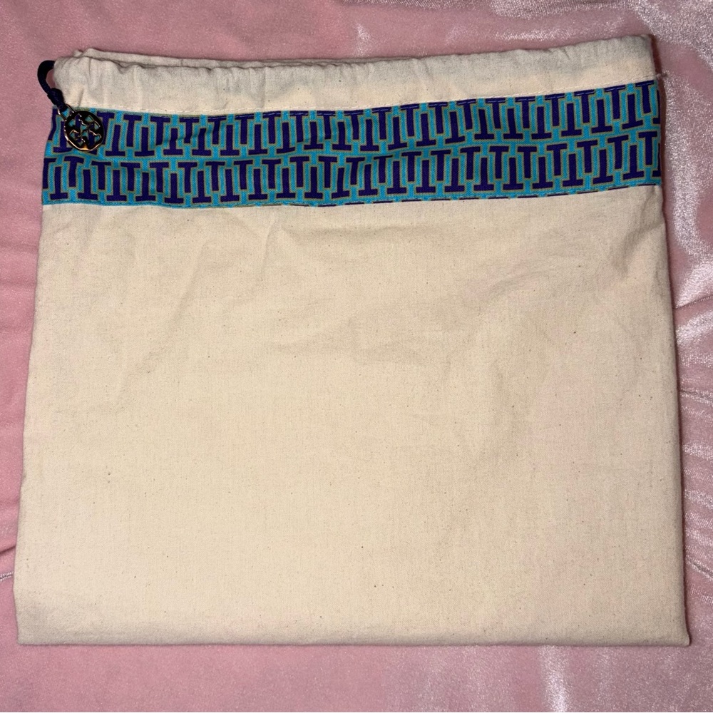 Authentic Limited Edition Tory Burch Brooke Tote “Pink Salt” 12”x 12” + Dust Bag - Picture 13 of 16